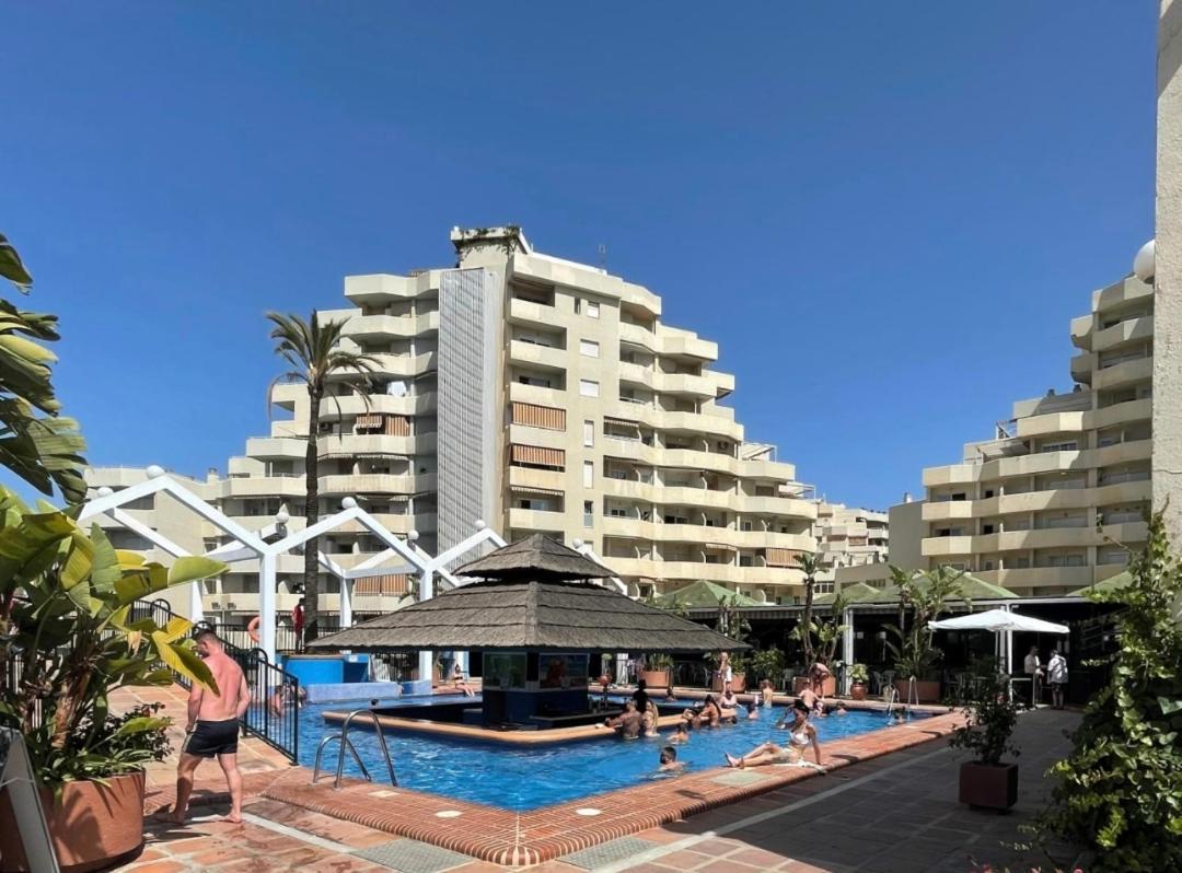 El Estudio De La Playa Benalbeach 317 Terraza Vistas Al Mar Benalmadena Bagian luar foto