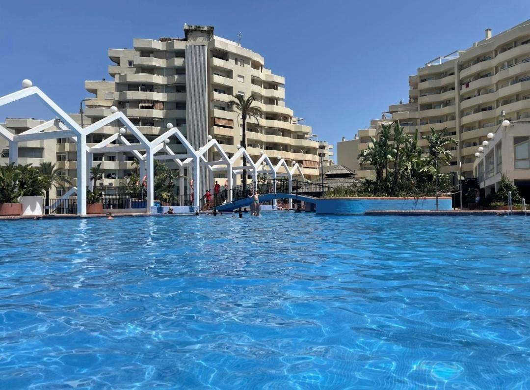 El Estudio De La Playa Benalbeach 317 Terraza Vistas Al Mar Benalmadena Bagian luar foto
